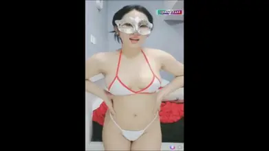 Jena Live Pamer Aksi Bebas Tanpa Sensor
